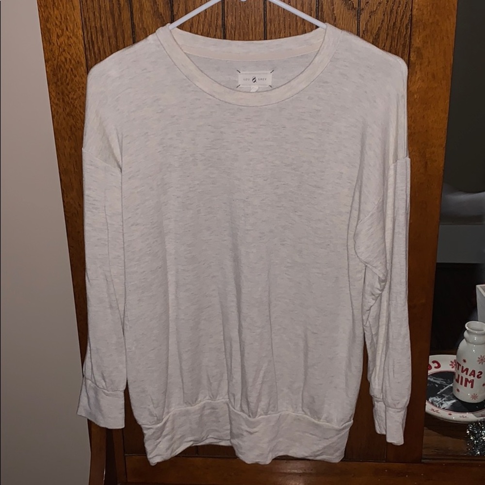 ‼️‼️SUPER comfy Lou & Grey sweater‼️‼️